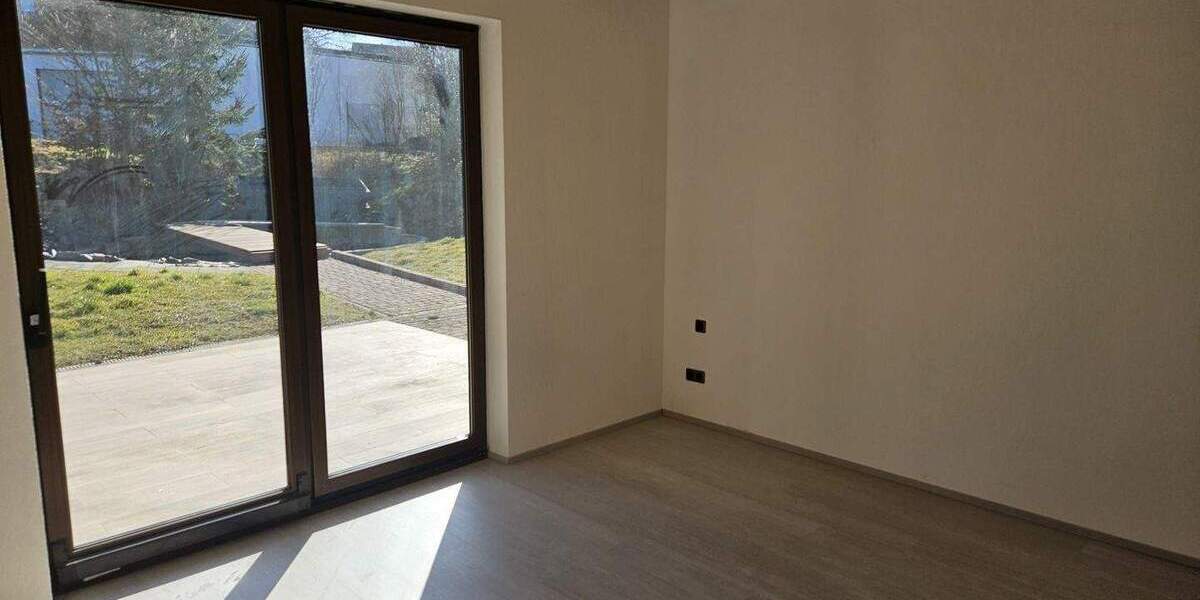 Mehrfamilienhaus, Wohnhaus Hohenstein Breithardt - 4 Zimmer, 140 m&sup2;, 1.250&euro; | Angebot:24565862