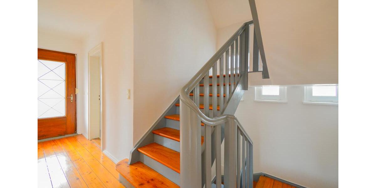 Villa Kronach - 5 Zimmer, 120 m&sup2;, 1.080&euro; | Angebot:22038443