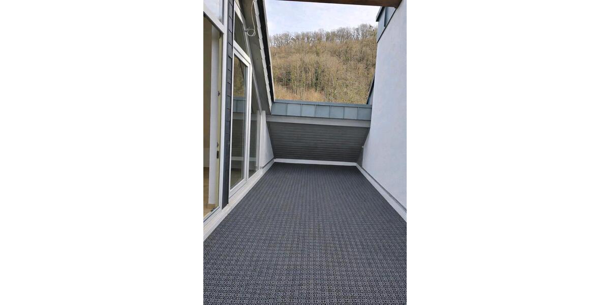 Dachgeschoßwohnung Bad Münstereifel - 2 Zimmer, 81 m&sup2;, 990&euro; | Angebot:24832786