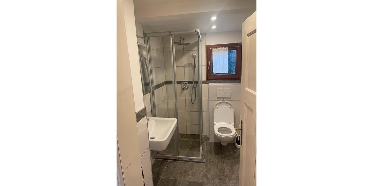 Dachgeschoßwohnung Saarbrücken St. Arnual - 3 Zimmer, 45 m&sup2;, 550&euro; | Angebot:25298080