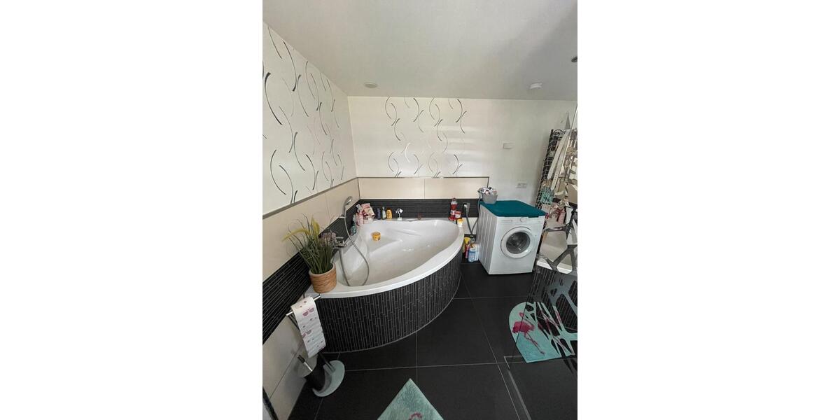 Gemütliches Reihenendhaus in ruhiger Lage - für Paarekl. Familie 3 zimmer