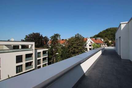 Wohnung Landshut Moniberg - 4 Zimmer, 165 m&sup2;, 1.950&euro; | Angebot:27438715