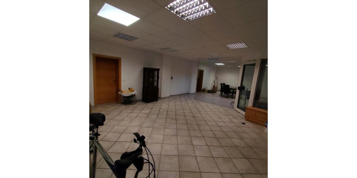 Gewerbeobjekt Ampfing - 840&euro; | Angebot:25408987