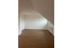 Dachgeschoßwohnung Altenbeken - 3 Zimmer, 750&euro; | Angebot:22288477