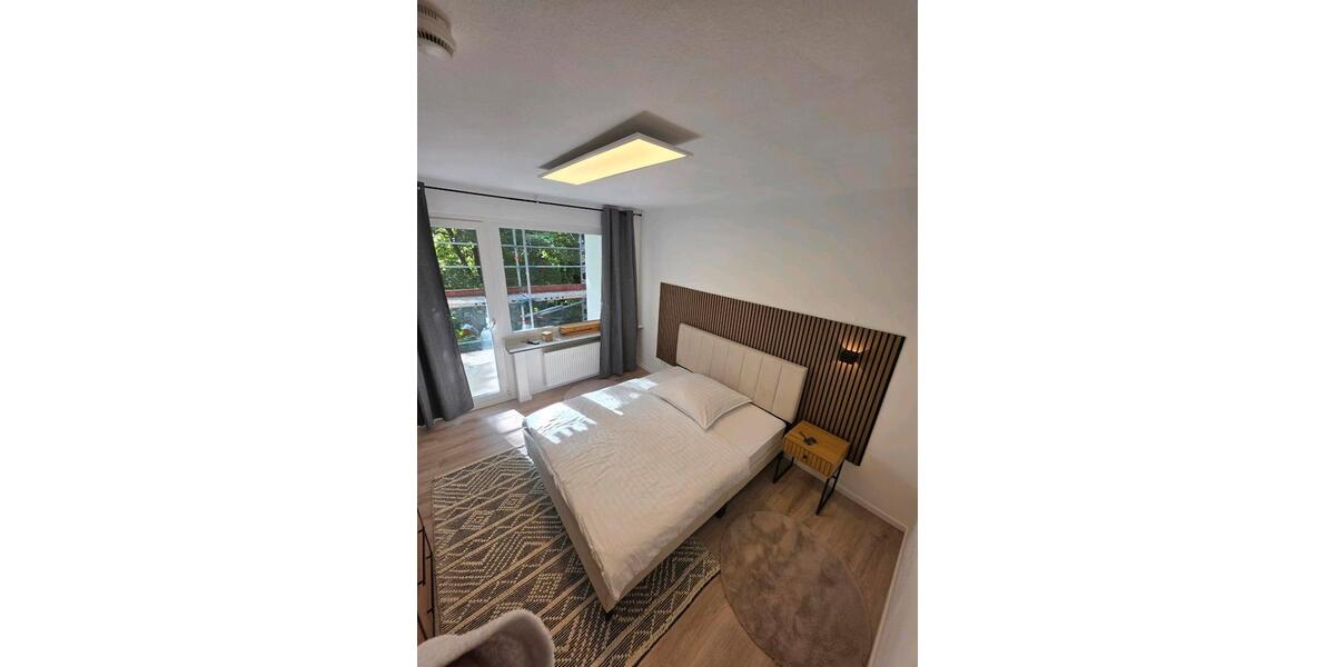 Wohnen auf Zeit Leverkusen Alkenrath - 1 Zimmer, 12 m&sup2;, 900&euro; | Angebot:24831025