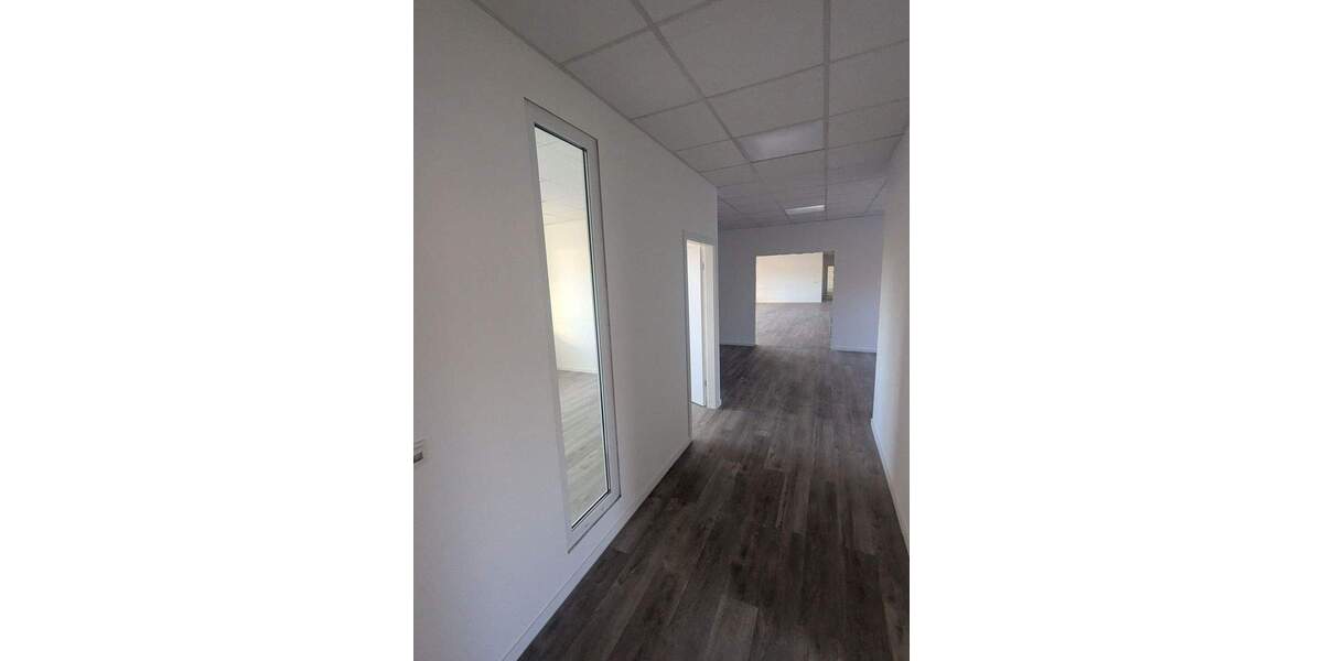 Gewerbeobjekt Eisenberg - 9 Zimmer, 440 m&sup2;, 2.420&euro; | Angebot:25695950