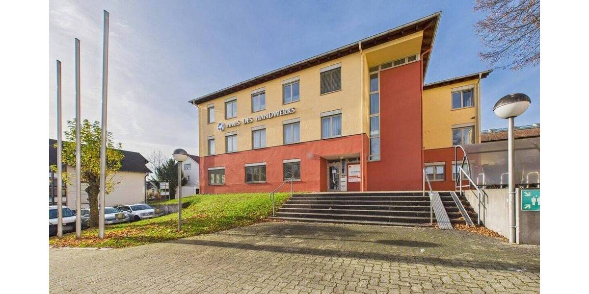 Gewerbeobjekt Rottweil - 6 Zimmer, 158 m&sup2;, 1.390&euro; | Angebot:23535058