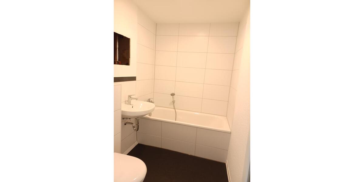 Etagenwohnung Wolmirstedt - 3 Zimmer, 64 m&sup2;, 385&euro; | Angebot:25579455
