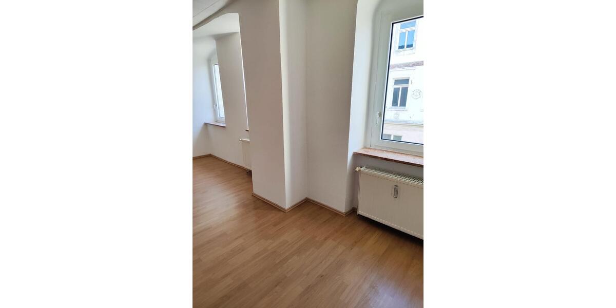 Etagenwohnung Hettstedt - 3 Zimmer, 96 m&sup2;, 500&euro; | Angebot:25710695
