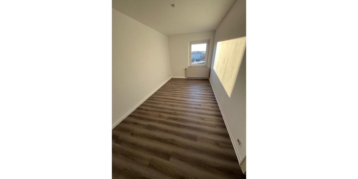 Erdgeschoßwohnung Freiberg - 3 Zimmer, 71 m&sup2;, 460&euro; | Angebot:24582933