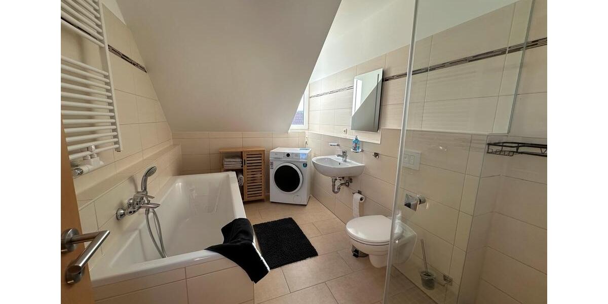 Etagenwohnung Am Ettersberg - 2 Zimmer, 70 m&sup2;, 80&euro; | Angebot:24866944