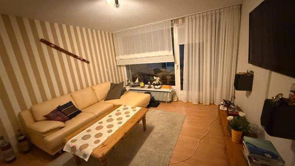 Attraktive 2-Zimmer-Wohnung mit Balkon, Küche, Pool & Sauna zimmer
