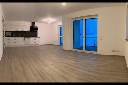 Wohnung Bruck in der Oberpfalz - 3 Zimmer, 87 m&sup2;, 790&euro; | Angebot:24893474