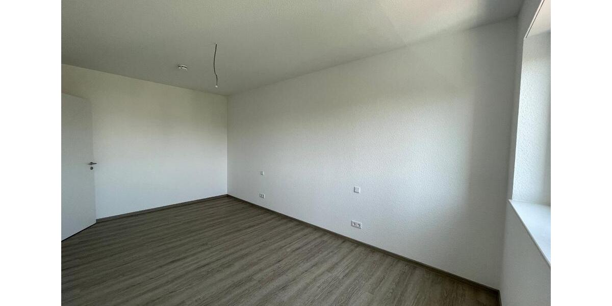 Etagenwohnung Bremerhaven - 2 Zimmer, 71 m&sup2;, 669&euro; | Angebot:26665564