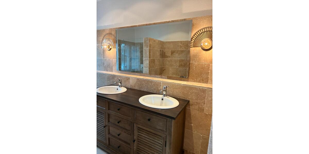 Doppelhaushälfte Berlin Tempelhof-Schöneberg - 2 Zimmer, 115 m&sup2;, 2.400&euro; | Angebot:25158608