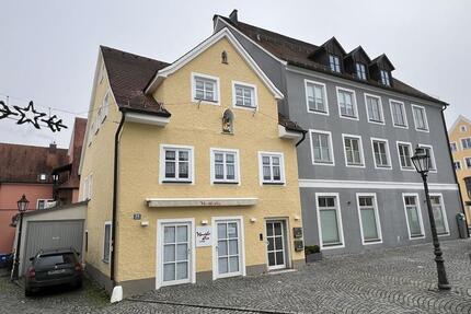 Wohnung Berching - 5 Zimmer, 151 m&sup2;, 1.250&euro; | Angebot:24524736