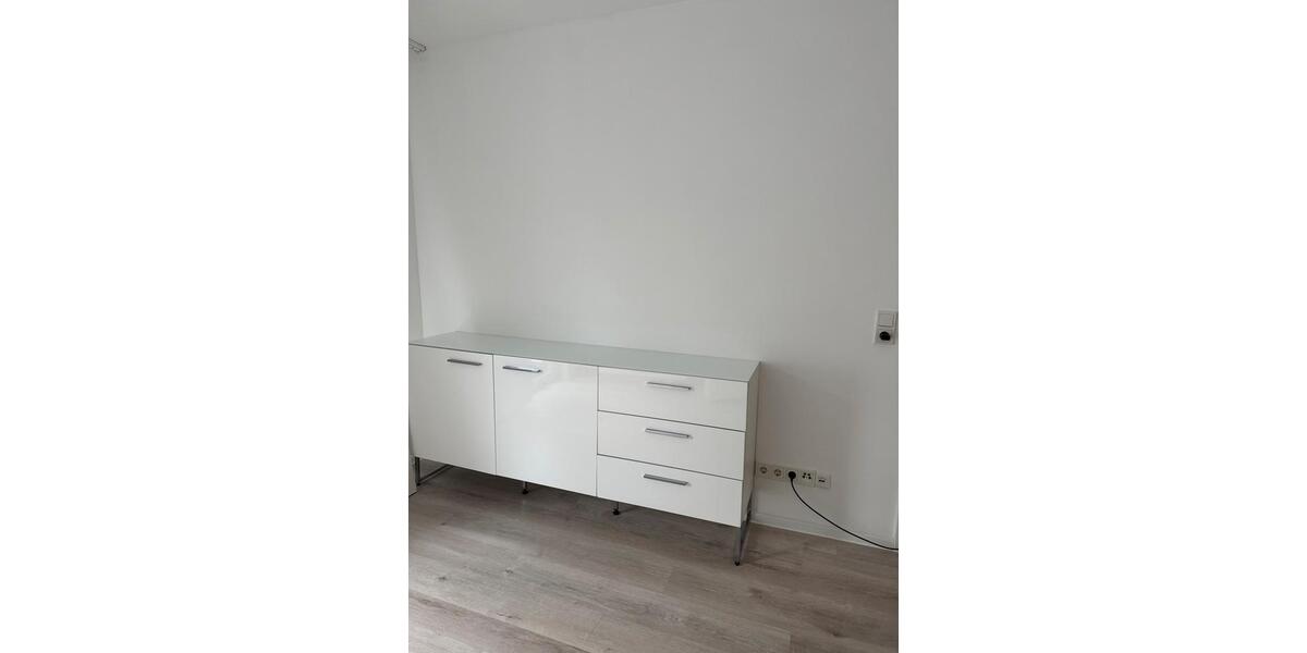 Etagenwohnung Neuss Furth-Mitte - 3 Zimmer, 60 m&sup2;, 1.300&euro; | Angebot:24740019