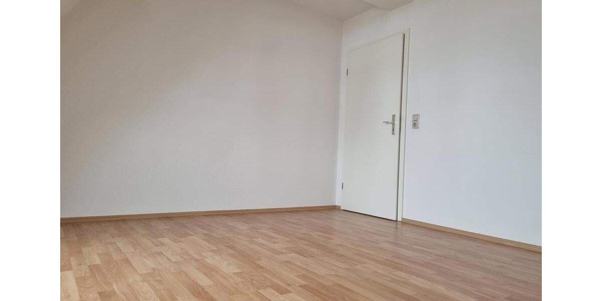 Dachgeschoßwohnung Halberstadt - 4 Zimmer, 117 m&sup2;, 699&euro; | Angebot:24522286