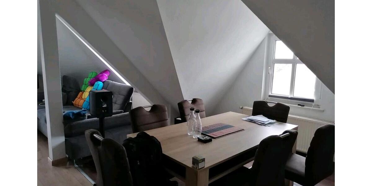 Etagenwohnung Lüdenscheid - 3 Zimmer, 100 m&sup2;, 780&euro; | Angebot:25051482