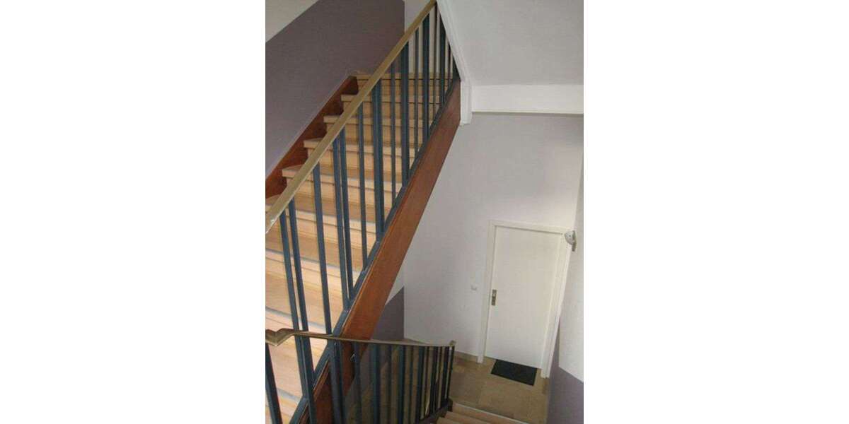 Etagenwohnung Frankfurt am Main Sachsenhausen - 2 Zimmer, 62 m&sup2;, 1.700&euro; | Angebot:26076041