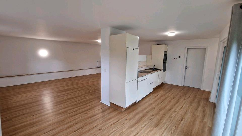 Erdgeschoßwohnung Siegen - 1 Zimmer, 80 m&sup2;, 800&euro; | Angebot:26137566