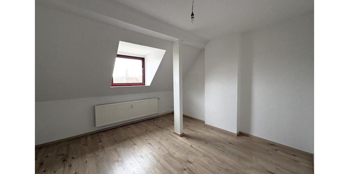 Dachgeschoßwohnung Bremerhaven Geestemünde - 3 Zimmer, 63 m&sup2;, 509&euro; | Angebot:25599781
