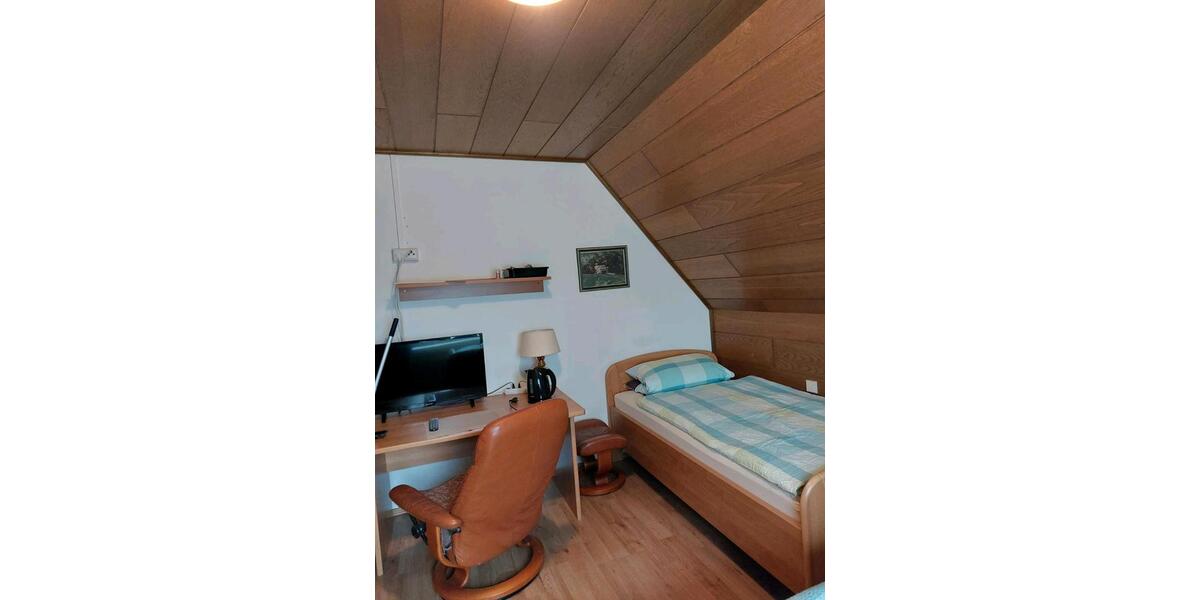 Etagenwohnung Lingen (Ems) Gauerbach - 1 Zimmer, 16 m&sup2;, 17&euro; | Angebot:26041119