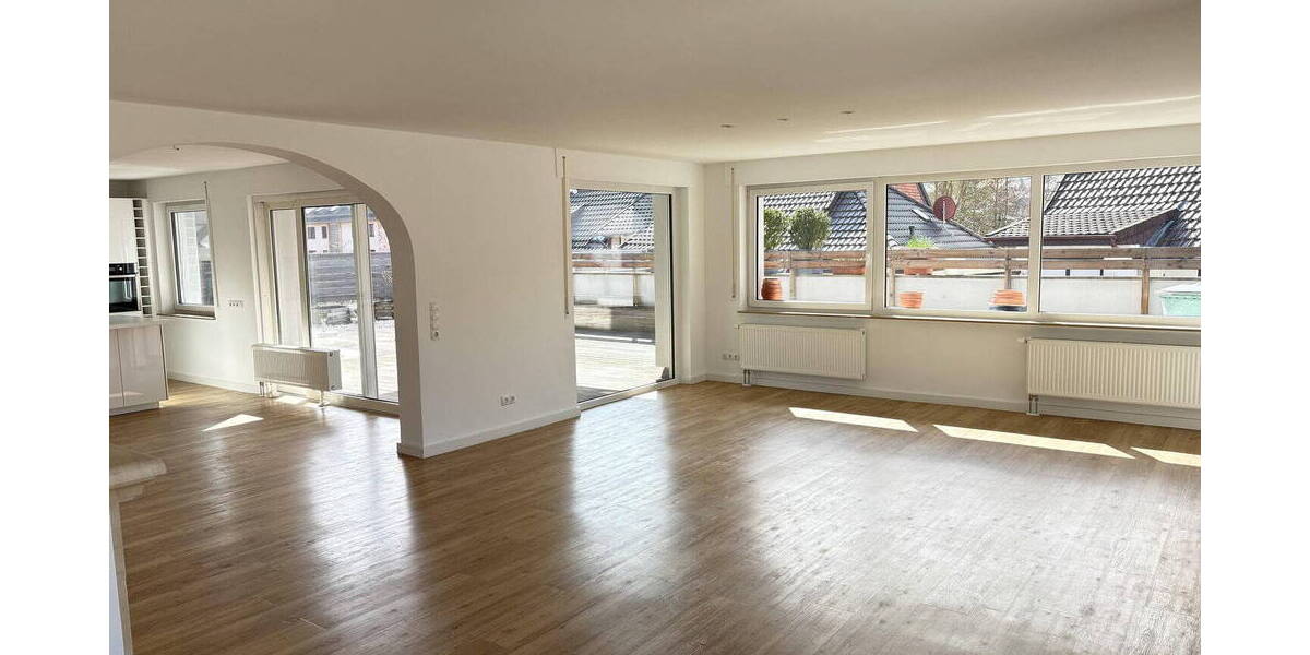 Etagenwohnung Delligsen - 3 Zimmer, 154 m&sup2;, 1.120&euro; | Angebot:26377056