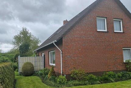 Haus Moormerland - 7 Zimmer, 180 m&sup2;, 1.300&euro; | Angebot:25452568