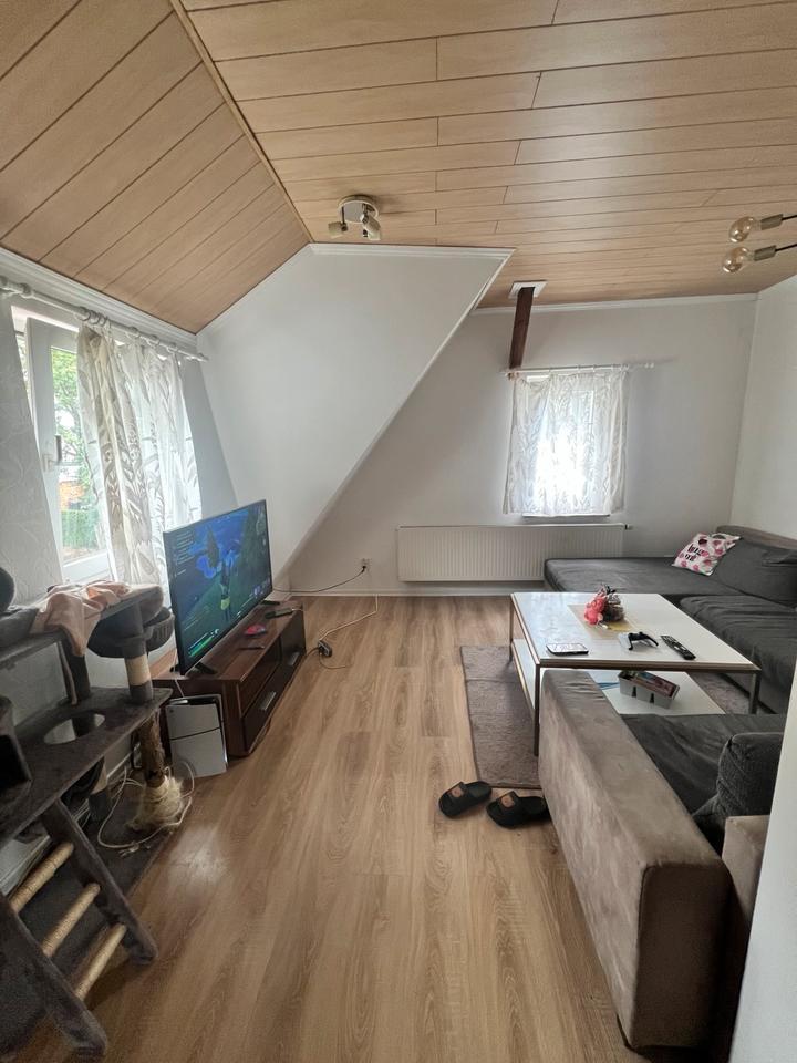 Dachgeschoßwohnung in Kirchhundem zu vermieten