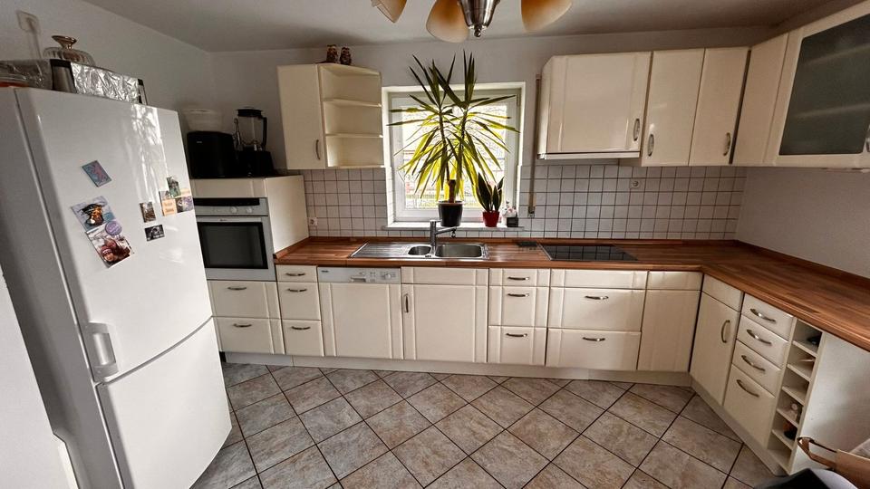 Erdgeschoßwohnung Bad Grönenbach - 3 Zimmer, 92 m&sup2;, 1.050&euro; | Angebot:25990546