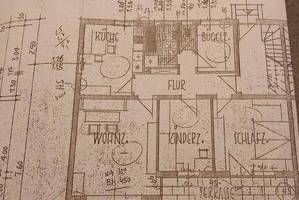 Helle 3 Zimmer Wohnung im 1. OG zimmer