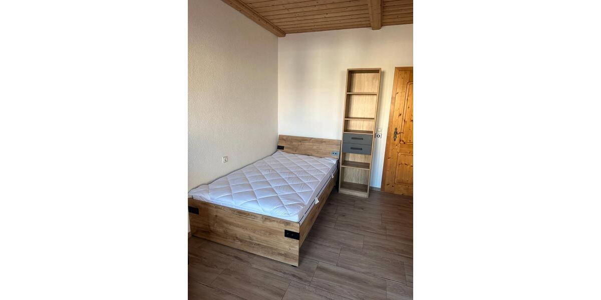 Wohnen auf Zeit Chemnitz Klaffenbach - 1 Zimmer, 20 m&sup2;, 350&euro; | Angebot:26675317