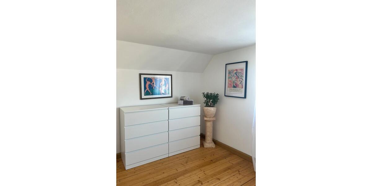 Dachgeschoßwohnung Tegernheim - 2 Zimmer, 50 m&sup2;, 995&euro; | Angebot:26251062