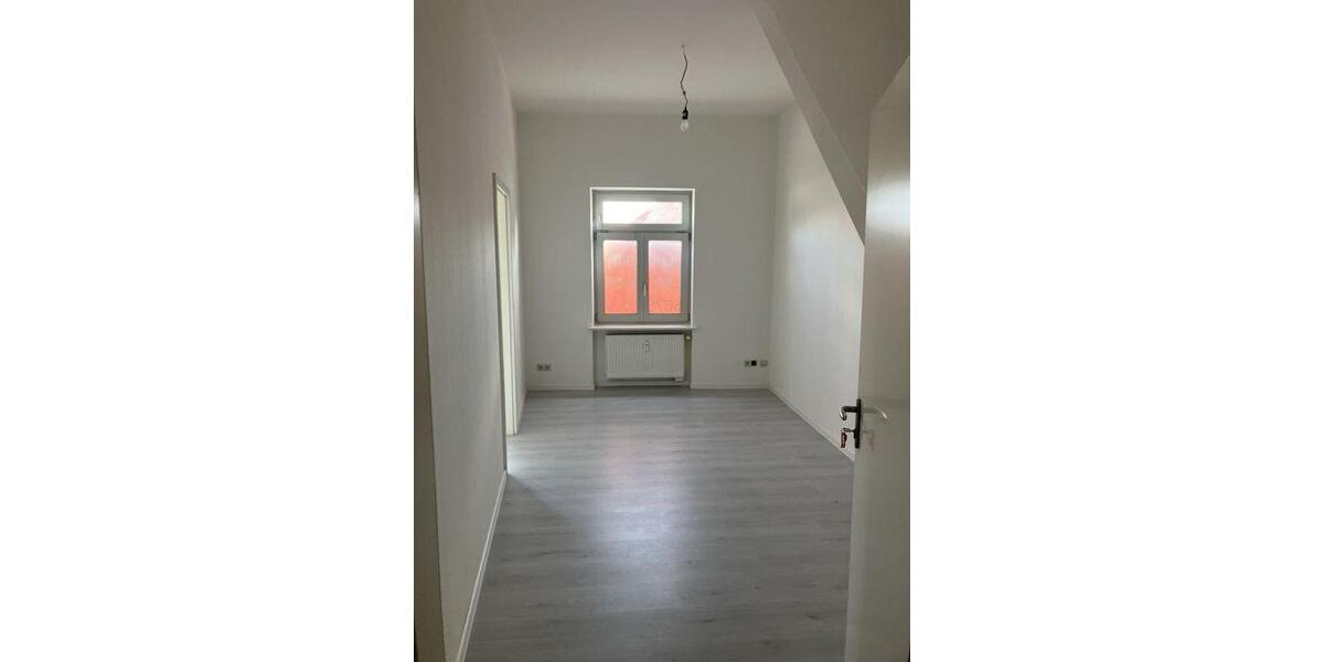 Etagenwohnung Neustadt-Glewe Glewe - 4 Zimmer, 124 m&sup2;, 868&euro; | Angebot:26284102