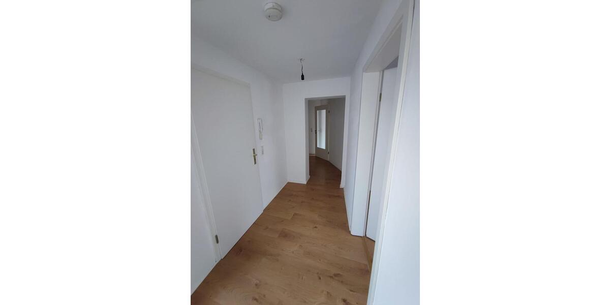 Dachgeschoßwohnung Seesen - 4 Zimmer, 105 m&sup2;, 680&euro; | Angebot:22396212