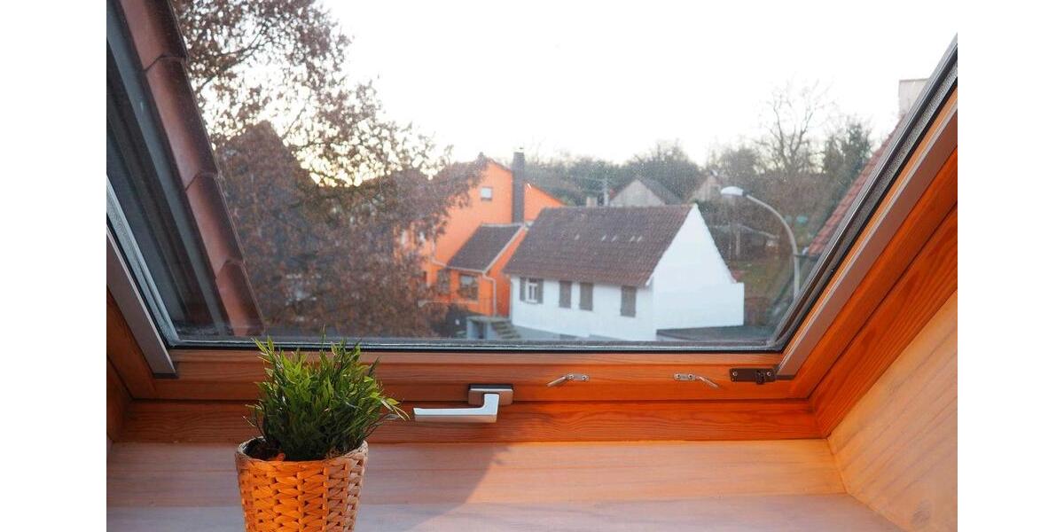 Dachgeschoßwohnung Erdmannhausen - 2.5 Zimmer, 55 m&sup2;, 1.100&euro; | Angebot:26644313