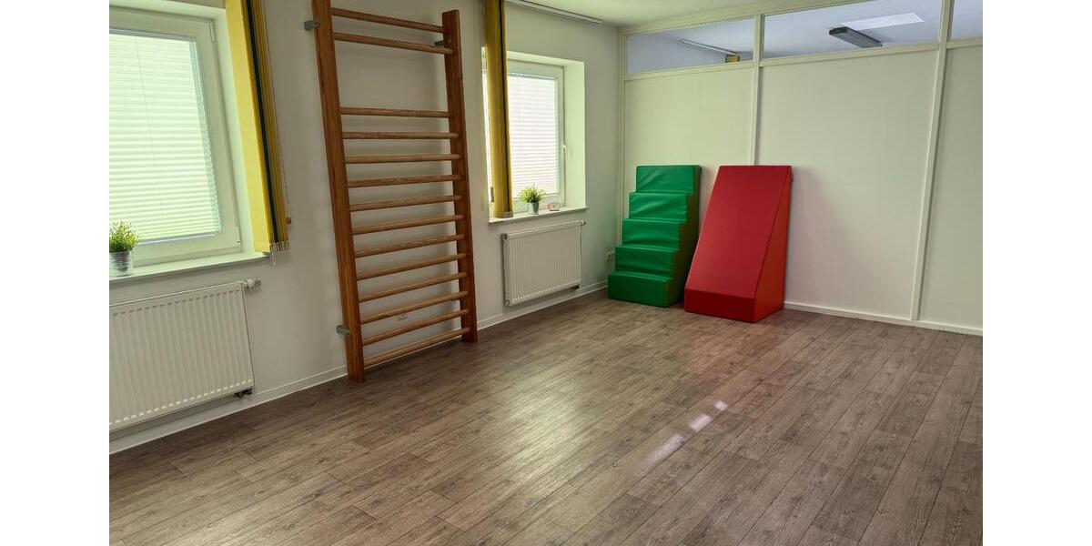 Gewerbeobjekt Hesel - 400&euro; | Angebot:24511684