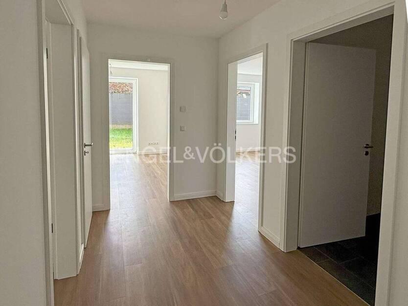DreiZimmer-Erdgeschoßwohnung zum Verlieben!