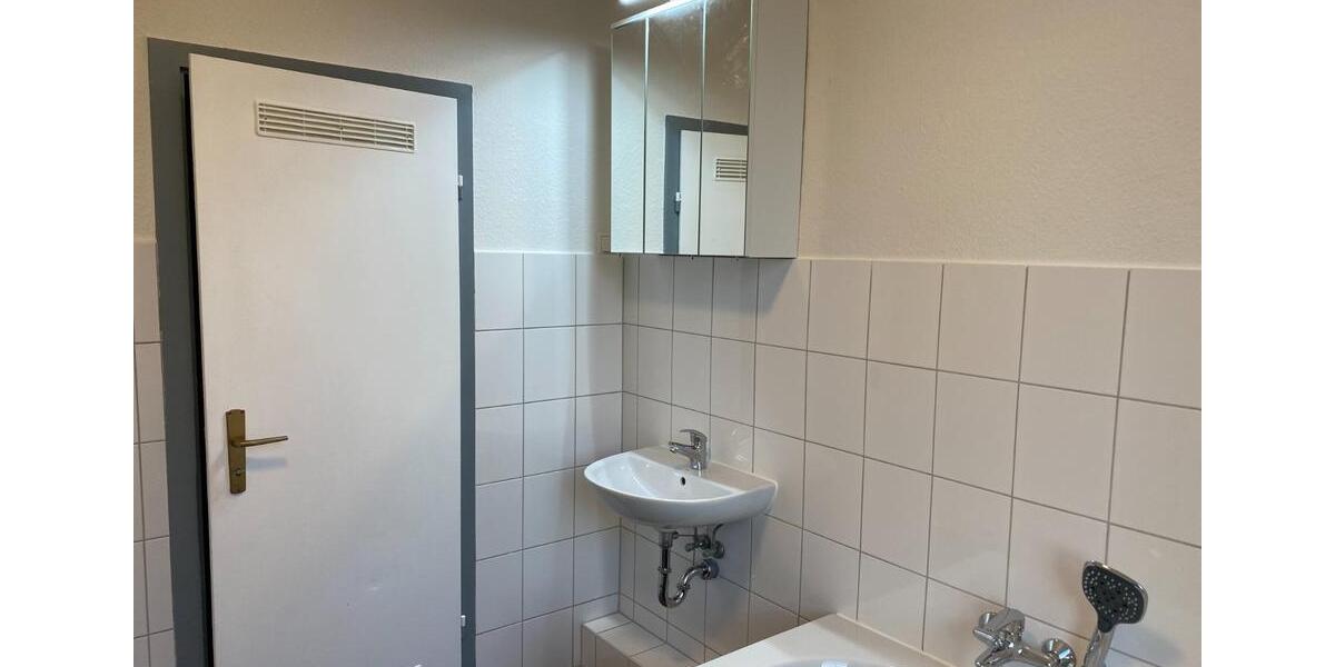 Wohnen auf Zeit Wasbüttel - 1 Zimmer, 15 m&sup2;, 15&euro; | Angebot:17050611