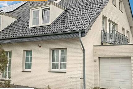 Kaiserswerth: 3-Zimmer-Wohnung mit Balkon nahe Rhein und ISD 3 zimmer