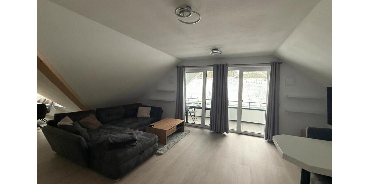 Dachgeschoßwohnung Olsberg - 3 Zimmer, 93 m&sup2;, 850&euro; | Angebot:24477254