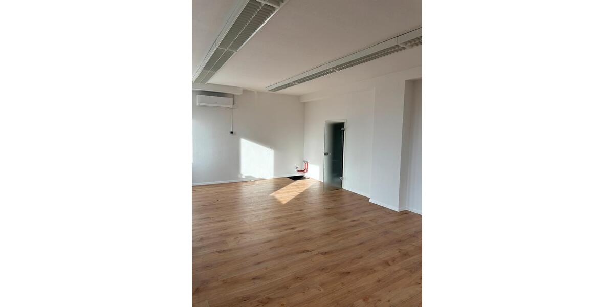 Gewerbeobjekt Rötha - 6&euro; | Angebot:26553424