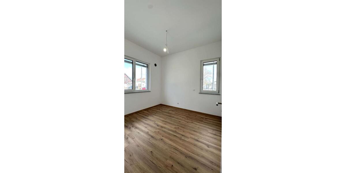Etagenwohnung Kümmersbruck - 4.5 Zimmer, 108 m&sup2;, 2.000&euro; | Angebot:26562508