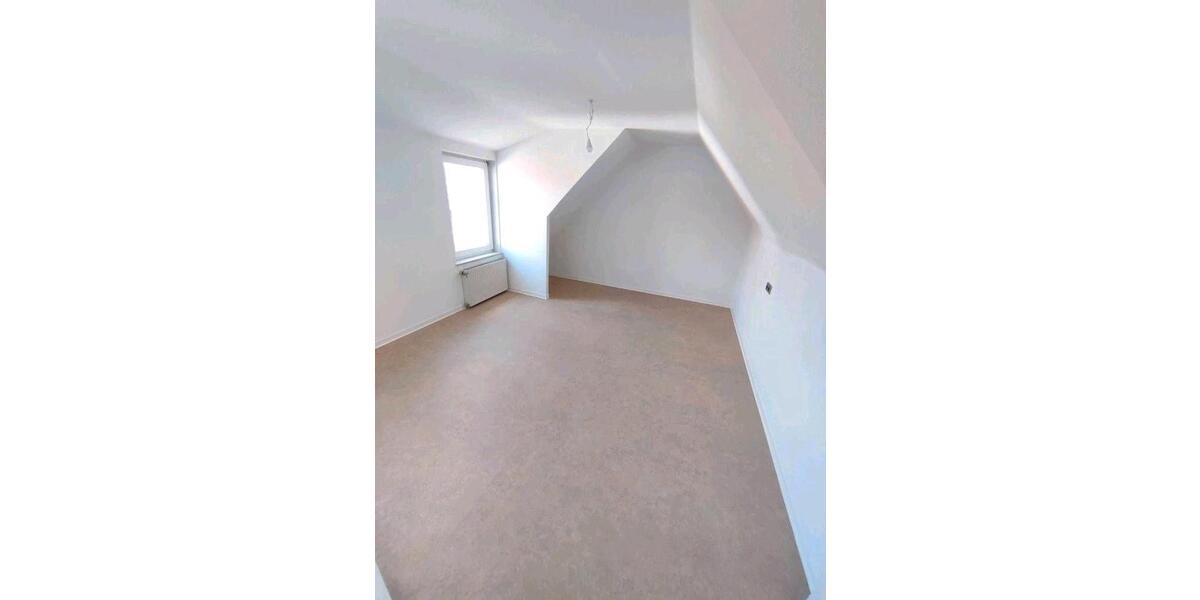 Reihenhaus Homberg (Efze) - 4.5 Zimmer, 105 m&sup2;, 810&euro; | Angebot:25969077