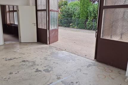 Gewerbehalle zimmer
