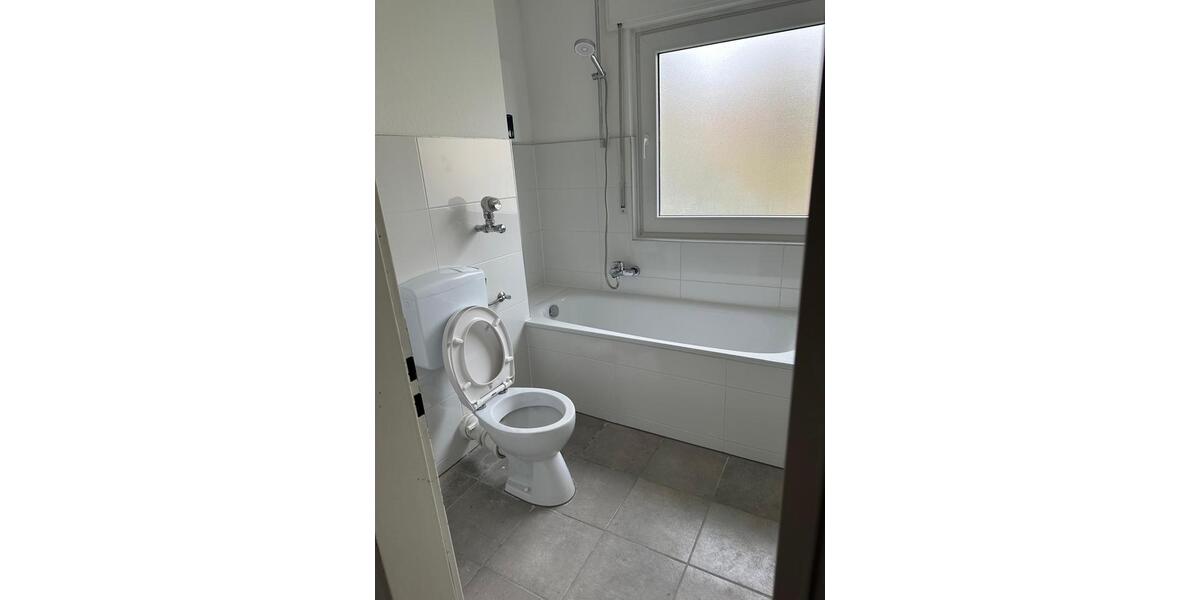 Erdgeschoßwohnung Hiddenhausen - 3 Zimmer, 78 m&sup2;, 560&euro; | Angebot:24740006