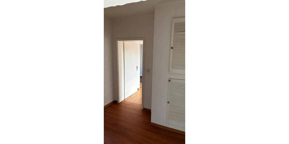 Hochparterre Frohburg - 3 Zimmer, 72 m&sup2;, 325&euro; | Angebot:25208546