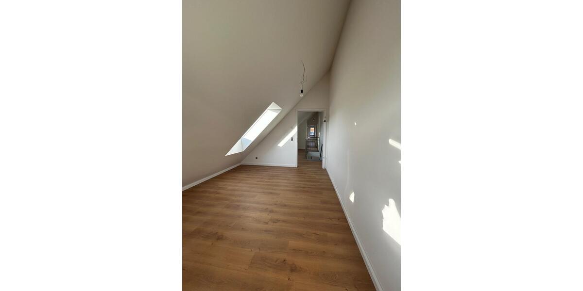 Maisonettenwohnung Mönchengladbach Nord - 4 Zimmer, 90 m&sup2;, 1.150&euro; | Angebot:24862653