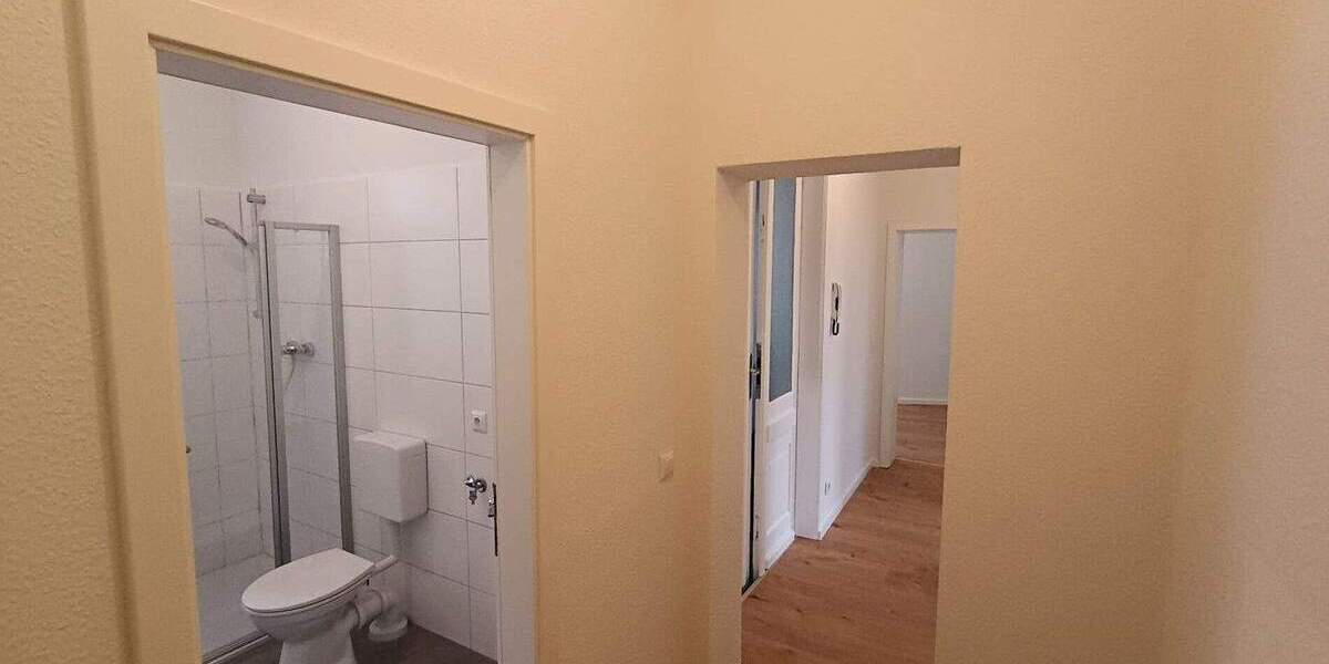 Etagenwohnung Reichenbach im Vogtland Reichenbach - 3 Zimmer, 66 m&sup2;, 420&euro; | Angebot:25769865